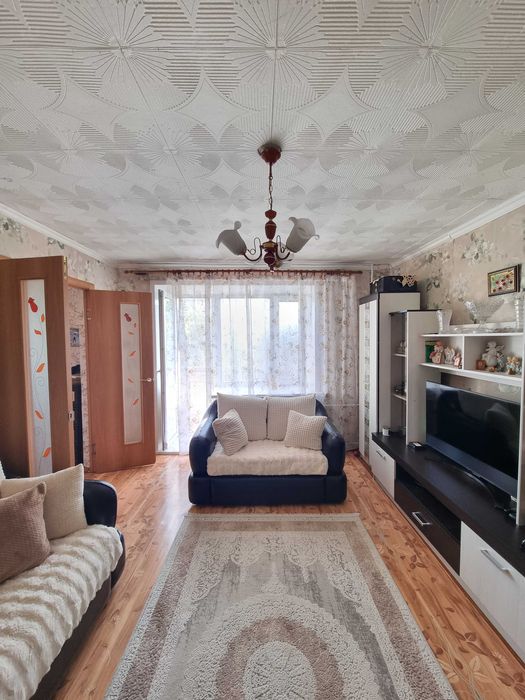 3 ком кв улучш планир, ул Аманжолова, 43, ост. Школьник. Кирпич, 1982г