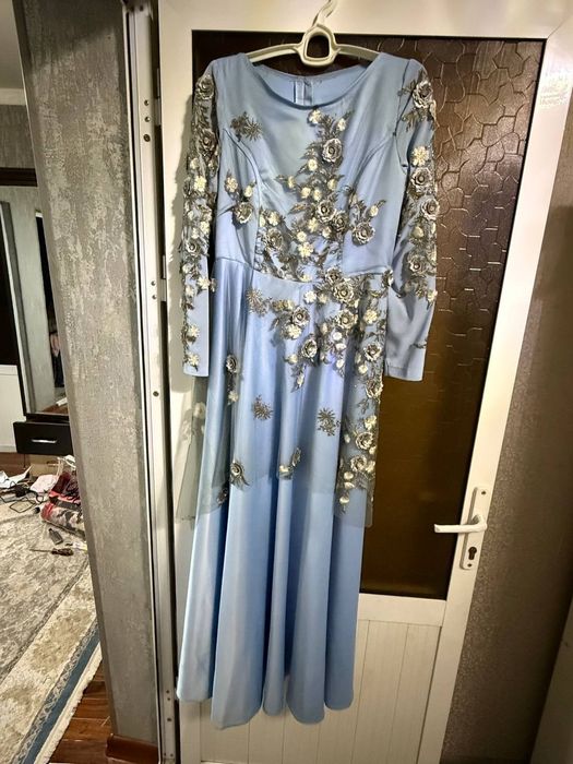 Ayollar vecherni ko'ylagi