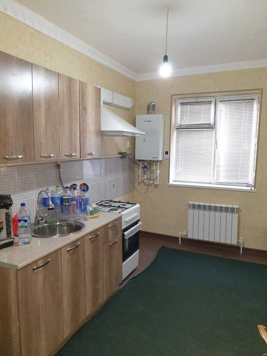 Тез кунда барча қўлайликлар эга уй сотилади.