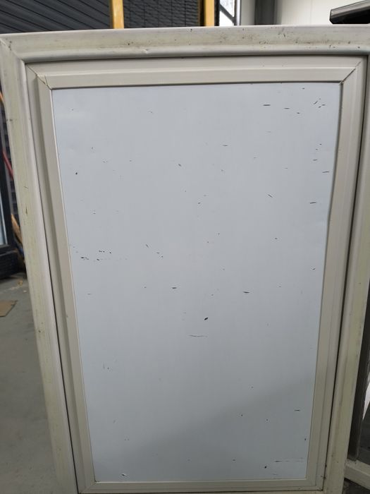 -- 16 -- 20 - Хладилна маса.