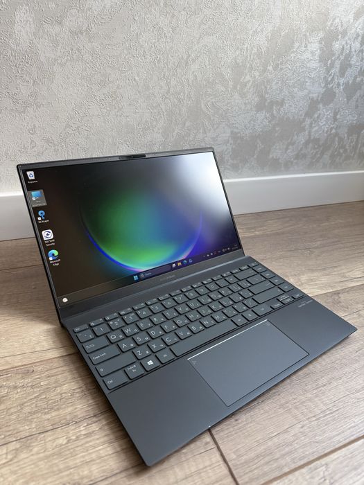 ASUS ZenBook UX425JA