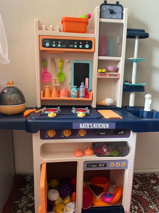 продам набор кухни для детей