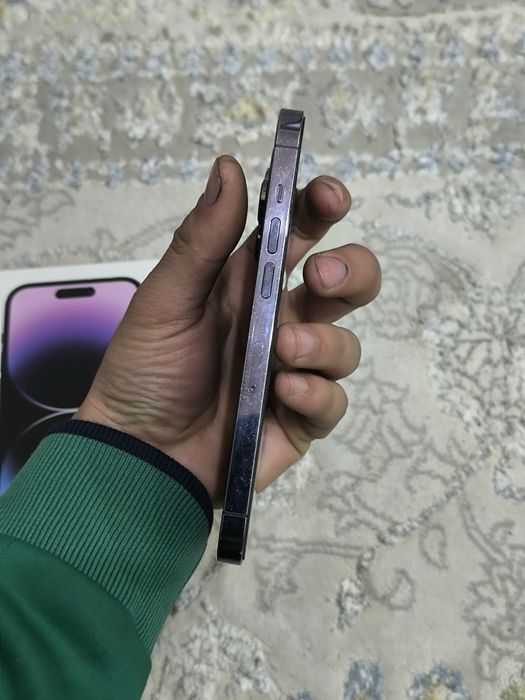 iPhone 14 pro ideal deep purple