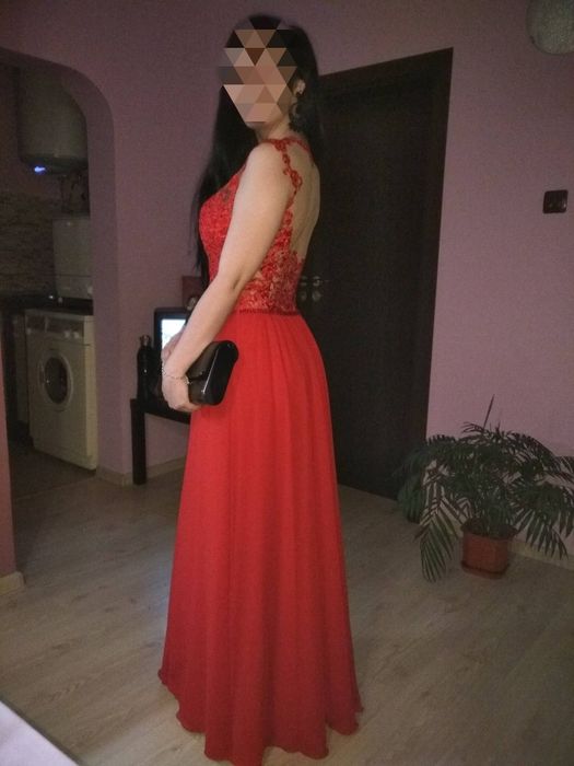 Абитуриентска рокля