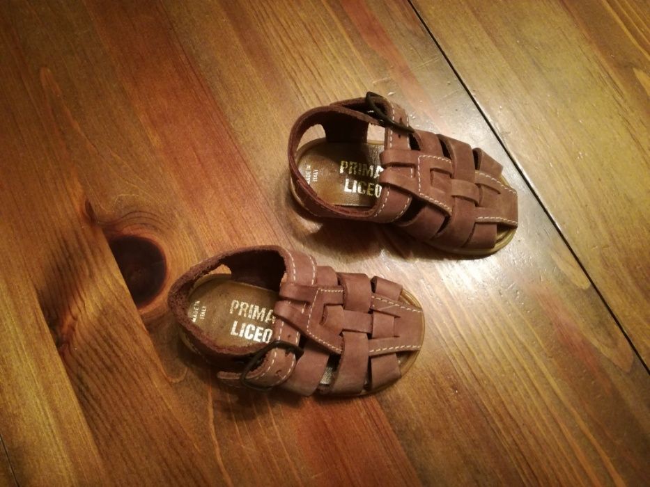 Нови кожени обувки – 18 номер