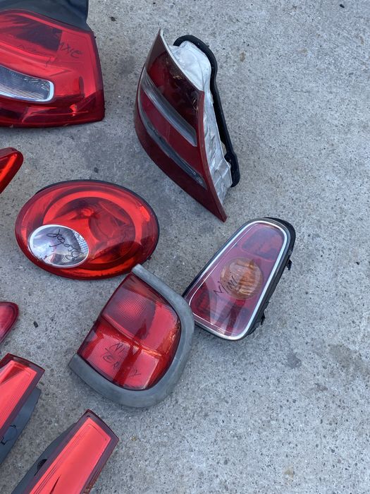 Pachet stopuri Stop lampa tripla stanga dreapta vw beetle renault laguna 2 megane 2 peugeot 307 / 208 terano kia a6c6 range rover detalii la telefon