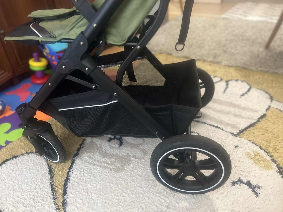 Lorreli Storm лятна количка