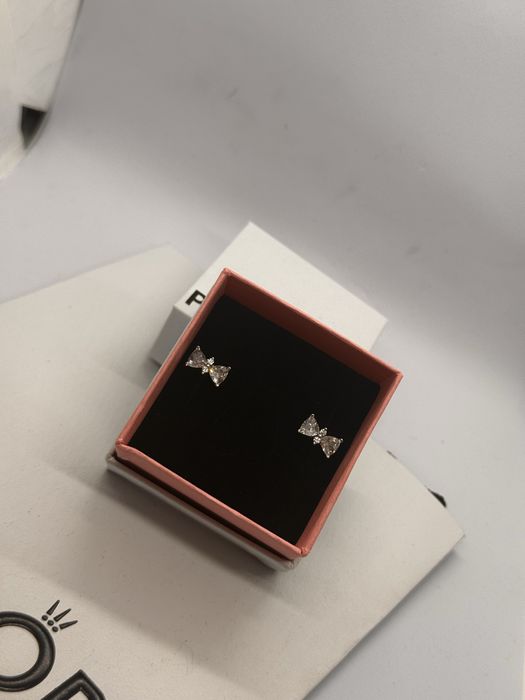 Пандора обеци Pandora