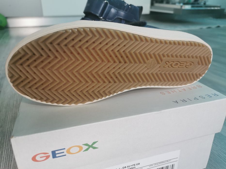 Нови боти за момиче Geox, 35 номер