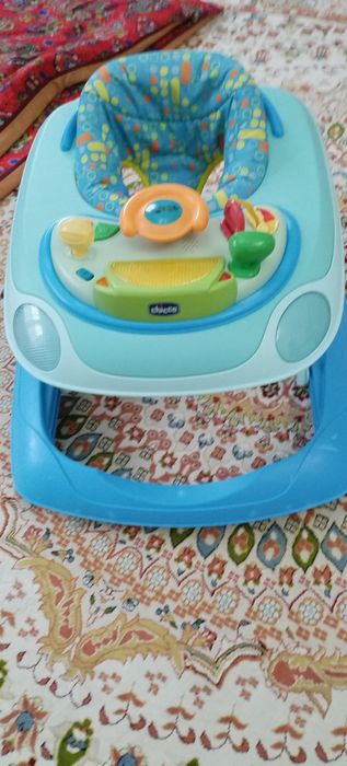 Продам ходунок в отличном состояние