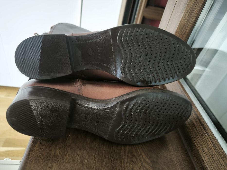 Cizme dama Geox, piele maro, reglabile la gamba, masura 39