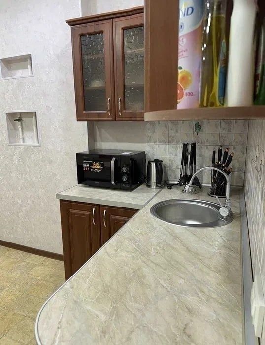 Яккасарой Шота Руставли кучасида аренда
