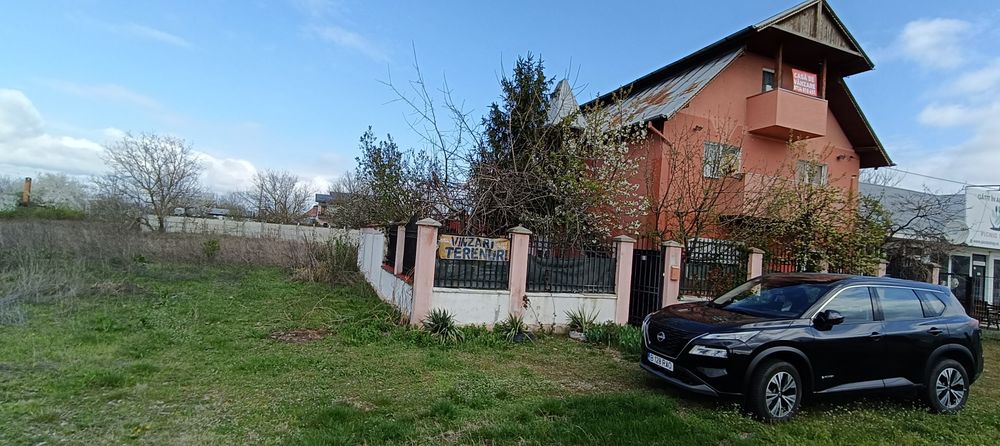 Vând vila Lilieci DN2