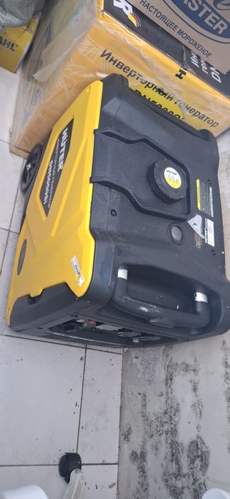 Инверторный генератор Huter DN5000Si