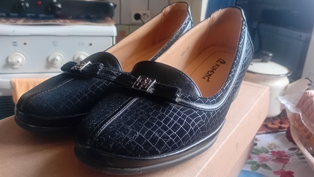 Продам туфли р39