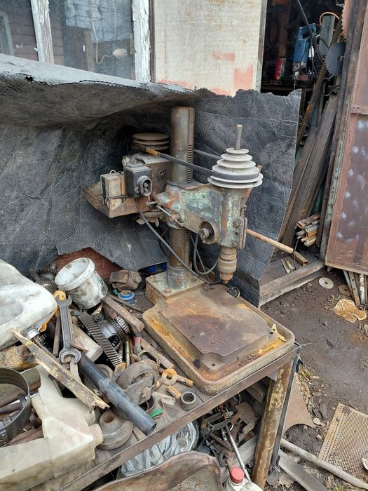 Продам сверлильный станок