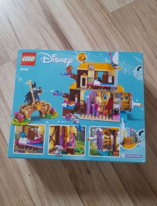 joc LEGO Disney Princess  Casuta din padure a Aurorei 43188 jucarie