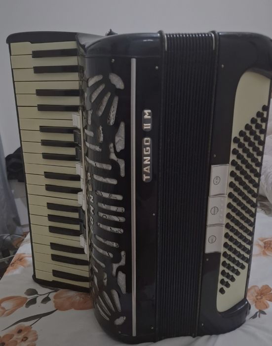 Acordeon hohner an stare foarte bună