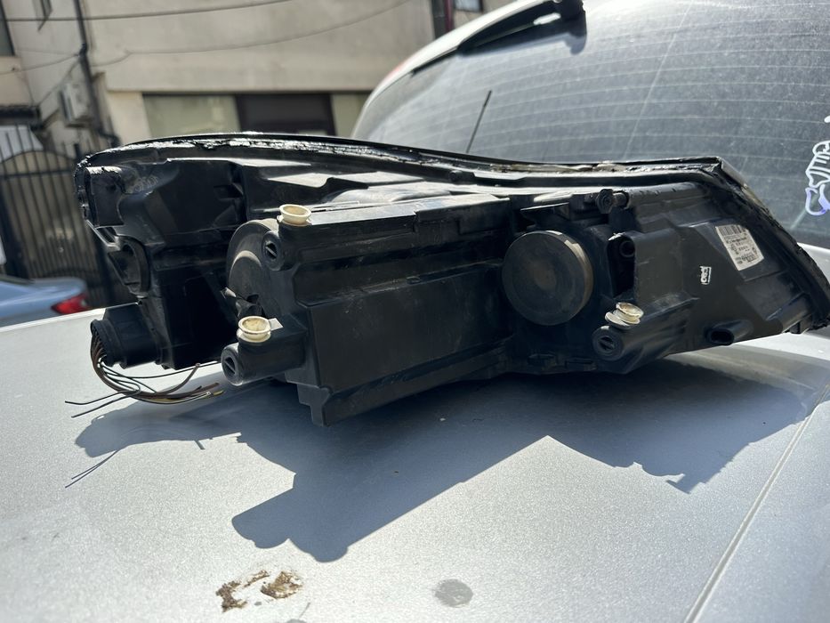 Set faruri Skoda Octavia 2 Facelift – Model cu lupă, pleoape și folie