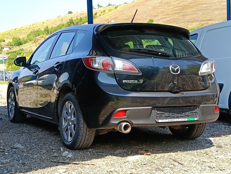 Mazda 3 / 2010г. / 1.6HDi 115кс. - НА ЧАСТИ