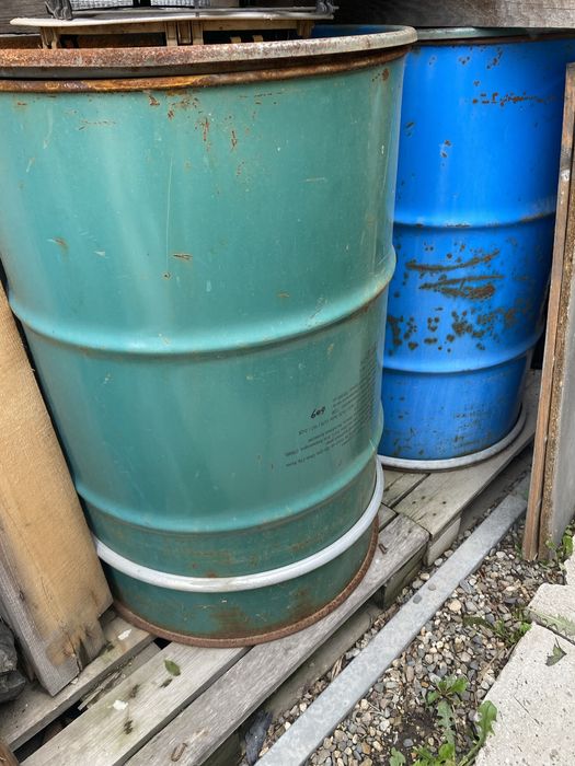 Продам бочки 200 литровые
