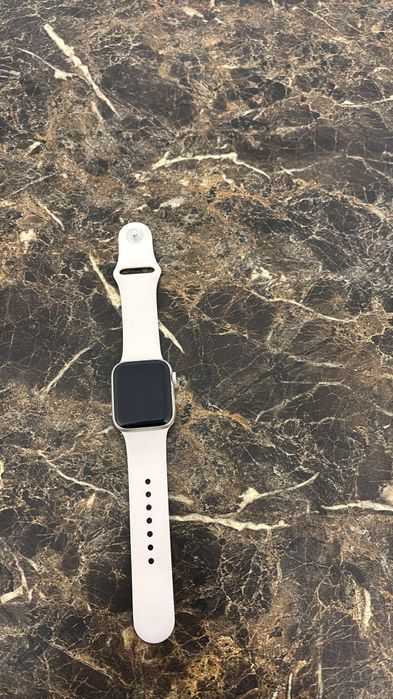 Apple watch SE din 2023