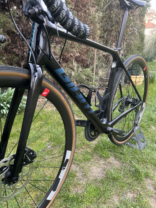 Giant TCR Carbon 28 цола сет 2х11  105