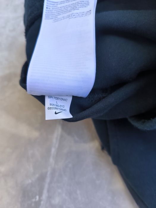 Nike Tech L размер къси панталони