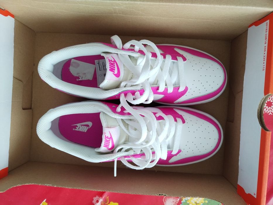 Adidasi Nike dunk low noi mărimea 39