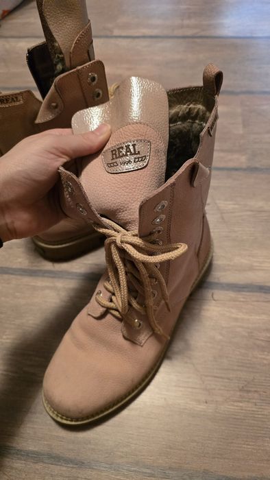 Дамски боти от естествена кожа