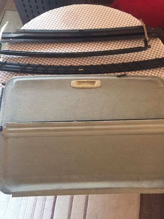 Нисан микра К12 части за люк