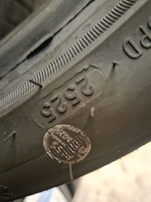 Set anvelope iarna Mercedes Grenlander 245/40/18 cu 265/35/18