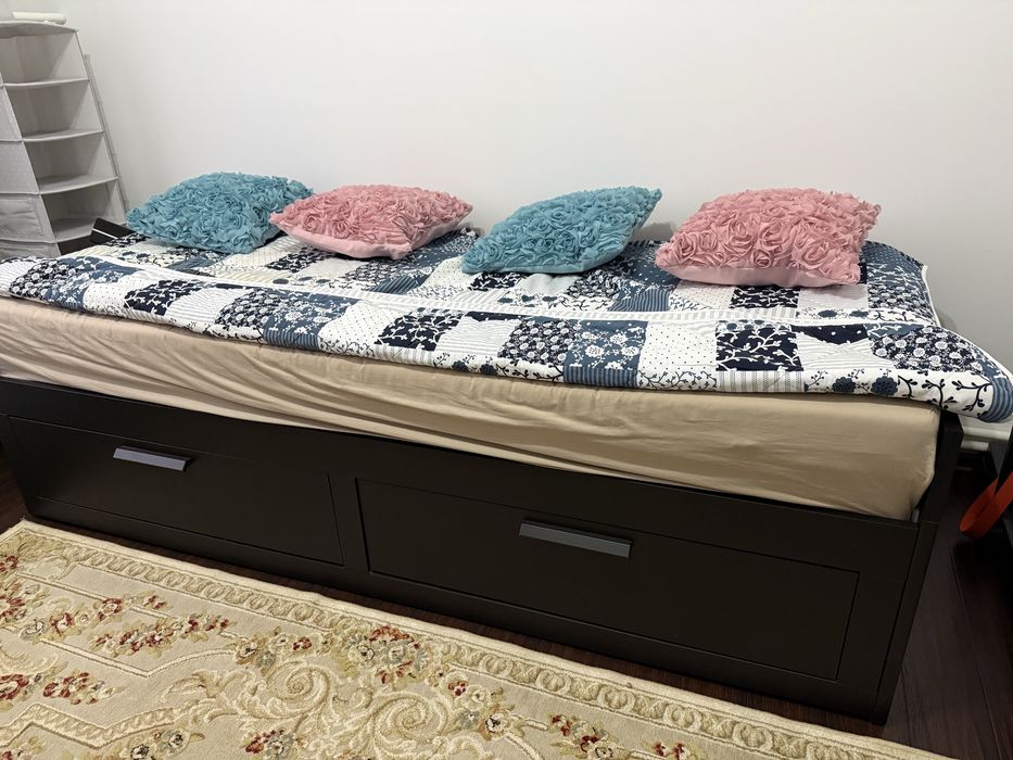 Divan extensibil 160x200 Brimnes Ikea