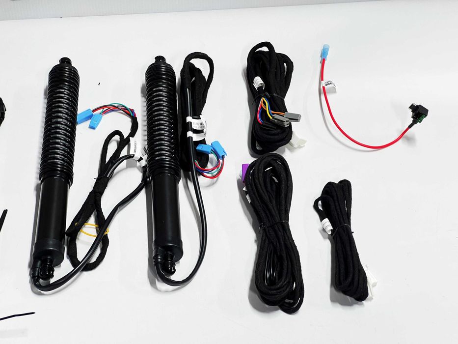 Электропривод багажника Camry 70