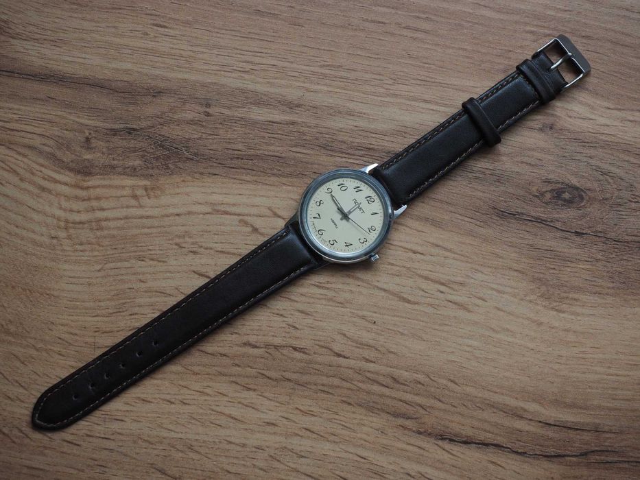 Ceas sovietic quartz Poljot, 35,5 mm, unisex, funcțional, URSS retro