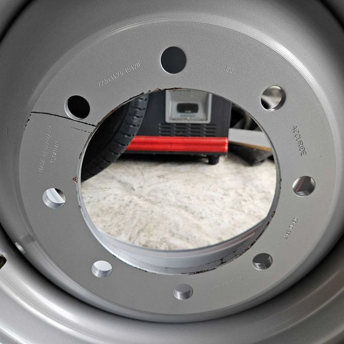 2 Нови джанти MAN/Mercedes 22.5 цола с 8 отвора 22.5x11.75 IS120 TPMS