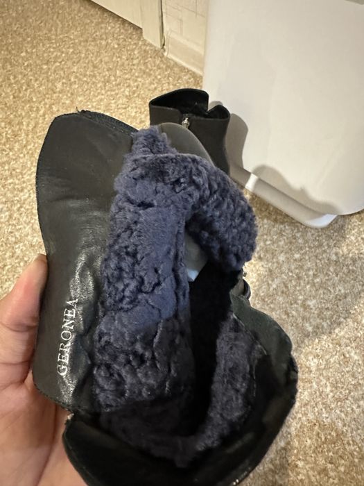 Продам кожаный сапоги