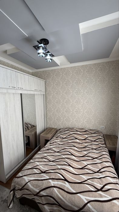 Просторная 4-комнатная квартира с ремонтом в Карасу 6