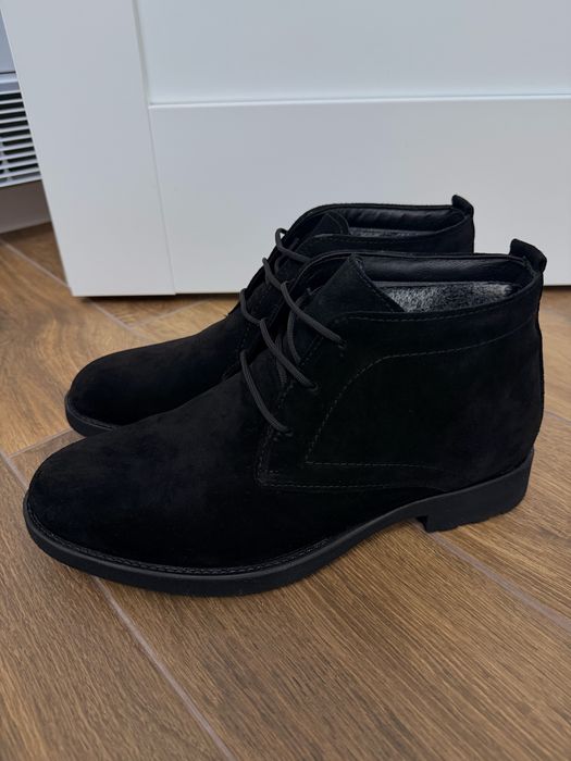 Чисто нови мъжки велурени боти с пух 42 номер 27 см стелка