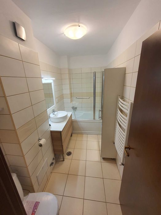 Zona Unirii | 3 cam. 82 mp | Logie panoramică | Bloc nou | Garaj Subsol opțional