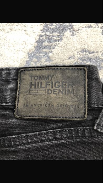 Blugi tommy hilfingher