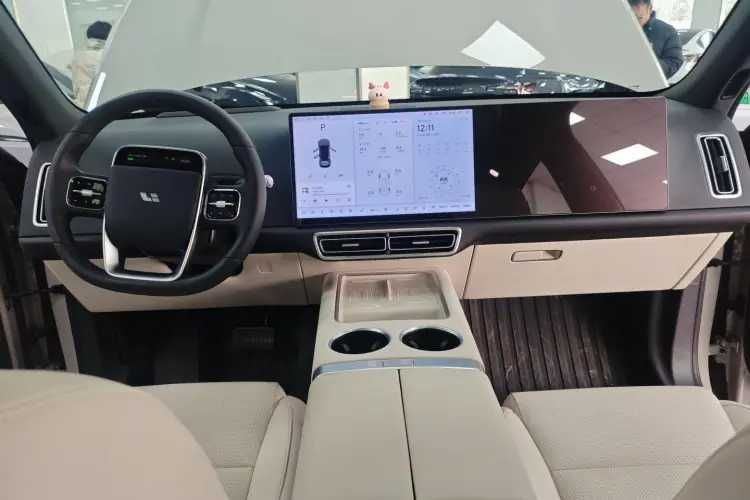Lixiang L6 pro naxt va rassrochkaga