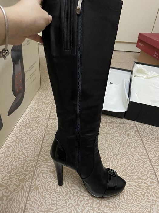 продам ботфорты на каблуке