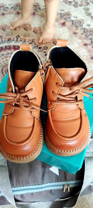 Ботинки детские 25 размер