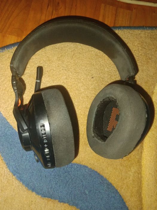 Căști gamming JBL
