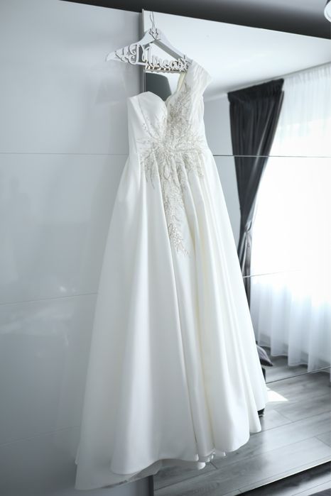 Rochie de mireasă curățată profesional