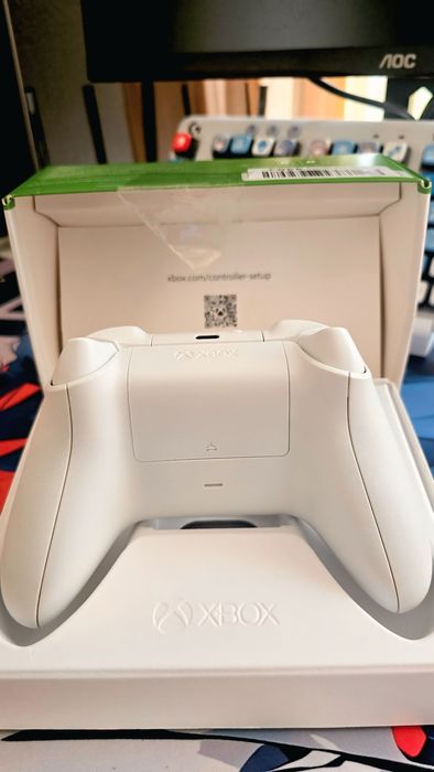 НОВ Xbox Controller Robot White
