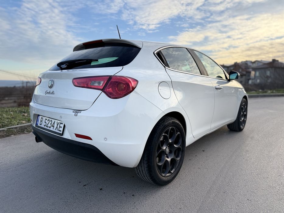 Alfa Romeo Giulietta 1.6 JTDM-2 105Hp 2013г 228000км Климатроник Euro5