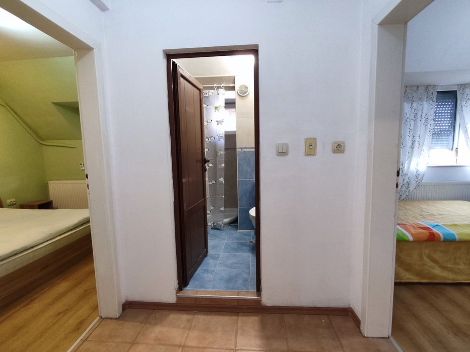 Дава се под наем Тристаен апартамент в Пловдив, Каменица 1 - 110 кв.м за 663 € - Снимка #1