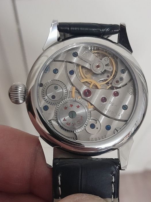 Продам часы СССР